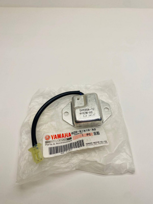 Регулятор YAMAHA 82M-81910-A0-00 Напряжения