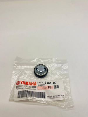 Заглушка YAMAHA 3Y1-15361-00-00 окно смотровое