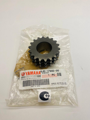 Звездочка YAMAHA 8JD-17682-00-00 металическая 18T