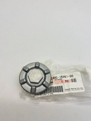 Заглушка YAMAHA 4HC-15351-00-00 резьбовая